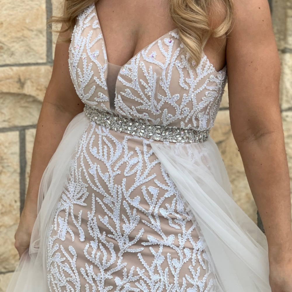 Rachel Allen gown